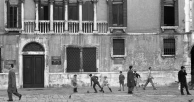Venezia, 1960. Ph by PVenezia, 1960. Ph by Paolo Monti.aolo Monti.
