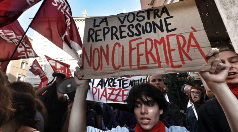 Protesta sociale davanti al Senato a fine settembre contro la legge repressiva del governo italiano foto FB CGIL